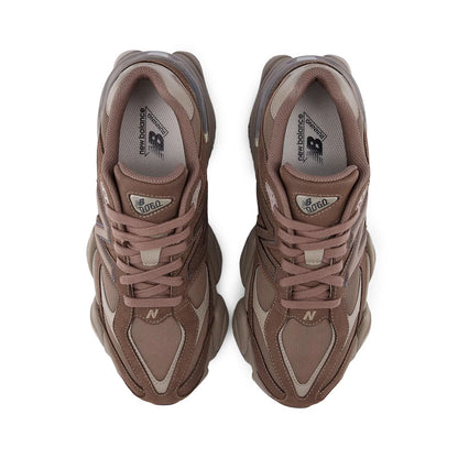 New Balance 9060 – Cortado