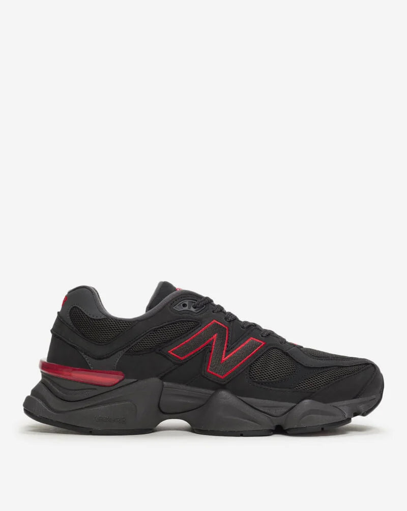 New Balance 9060 – Black/Red