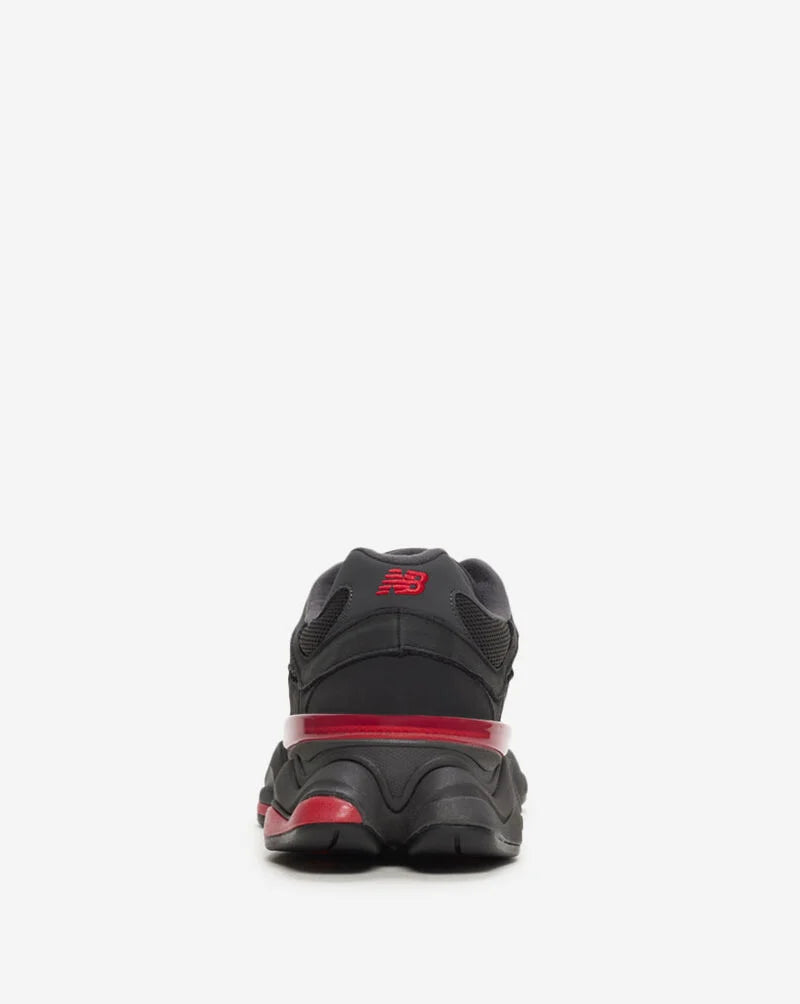 New Balance 9060 – Black/Red
